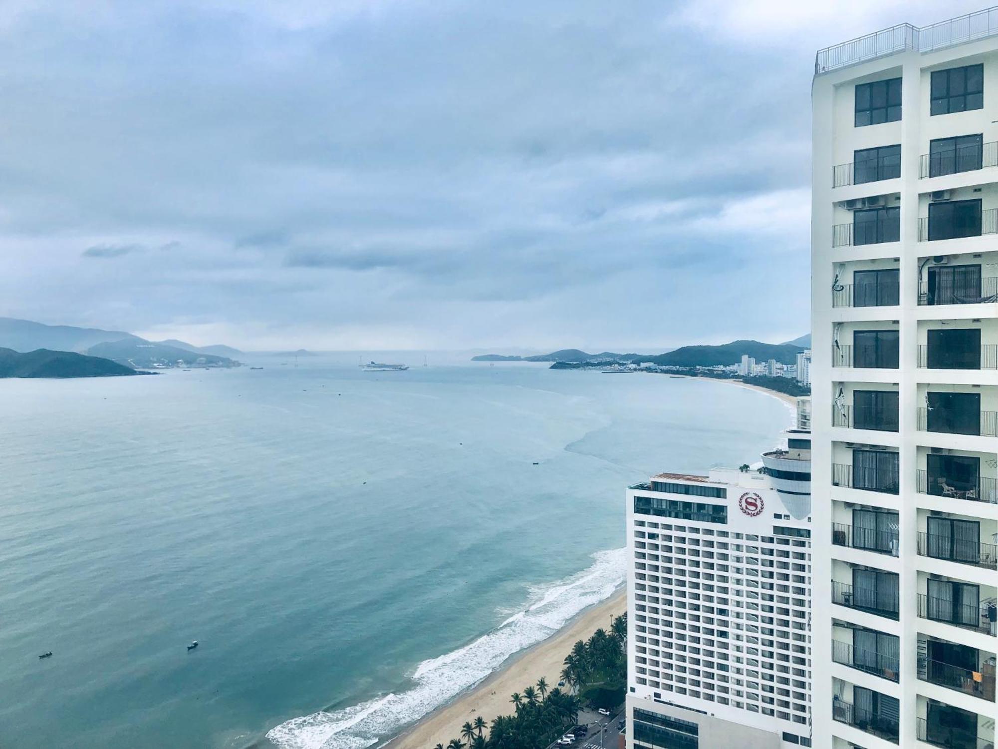Can Ho Gold Coast O Nha Trang View Bien - Vivastay Esterno foto