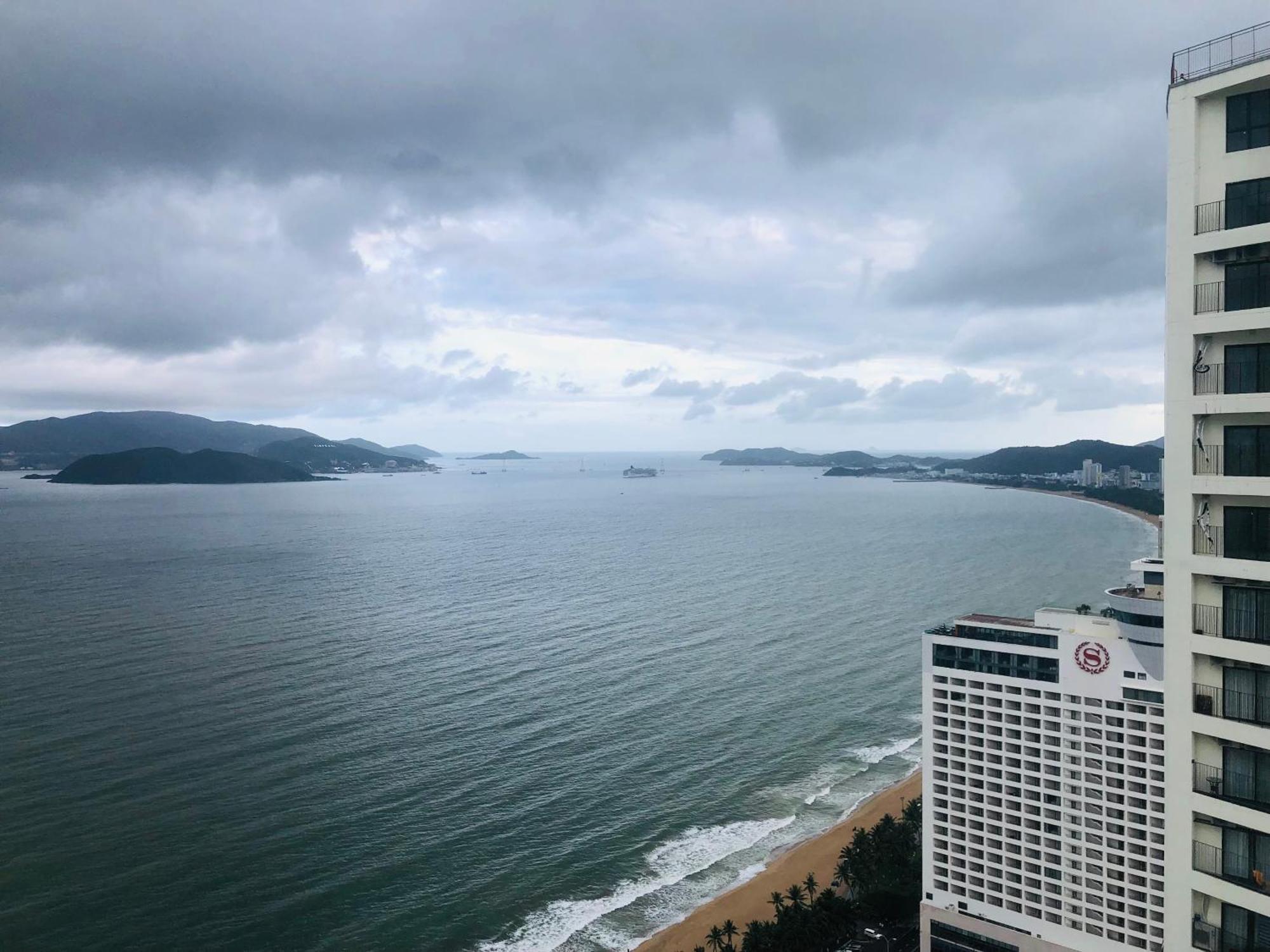 Can Ho Gold Coast O Nha Trang View Bien - Vivastay Esterno foto